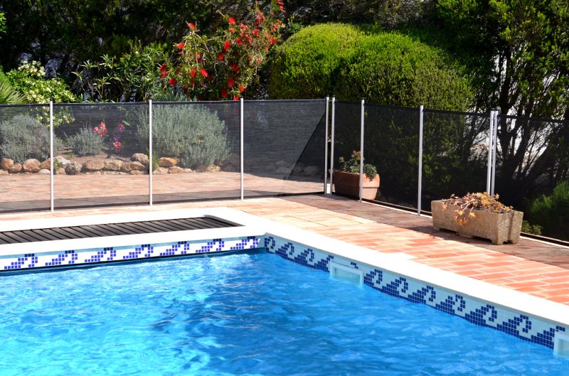 Pet-Proof Pool Fence